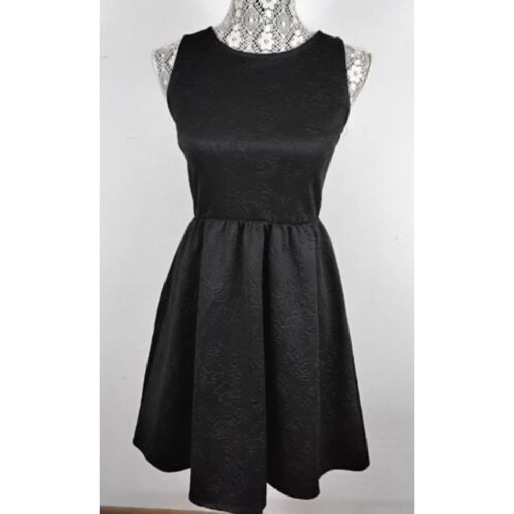 Exhilaration Black Floral Jacquard Mini Dress Size Small